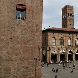 Casa Isolani Luxury Piazza Maggiore 1 Bolonya